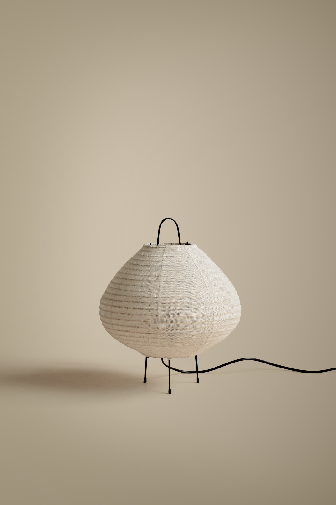 FRANK Linen Table Lamp