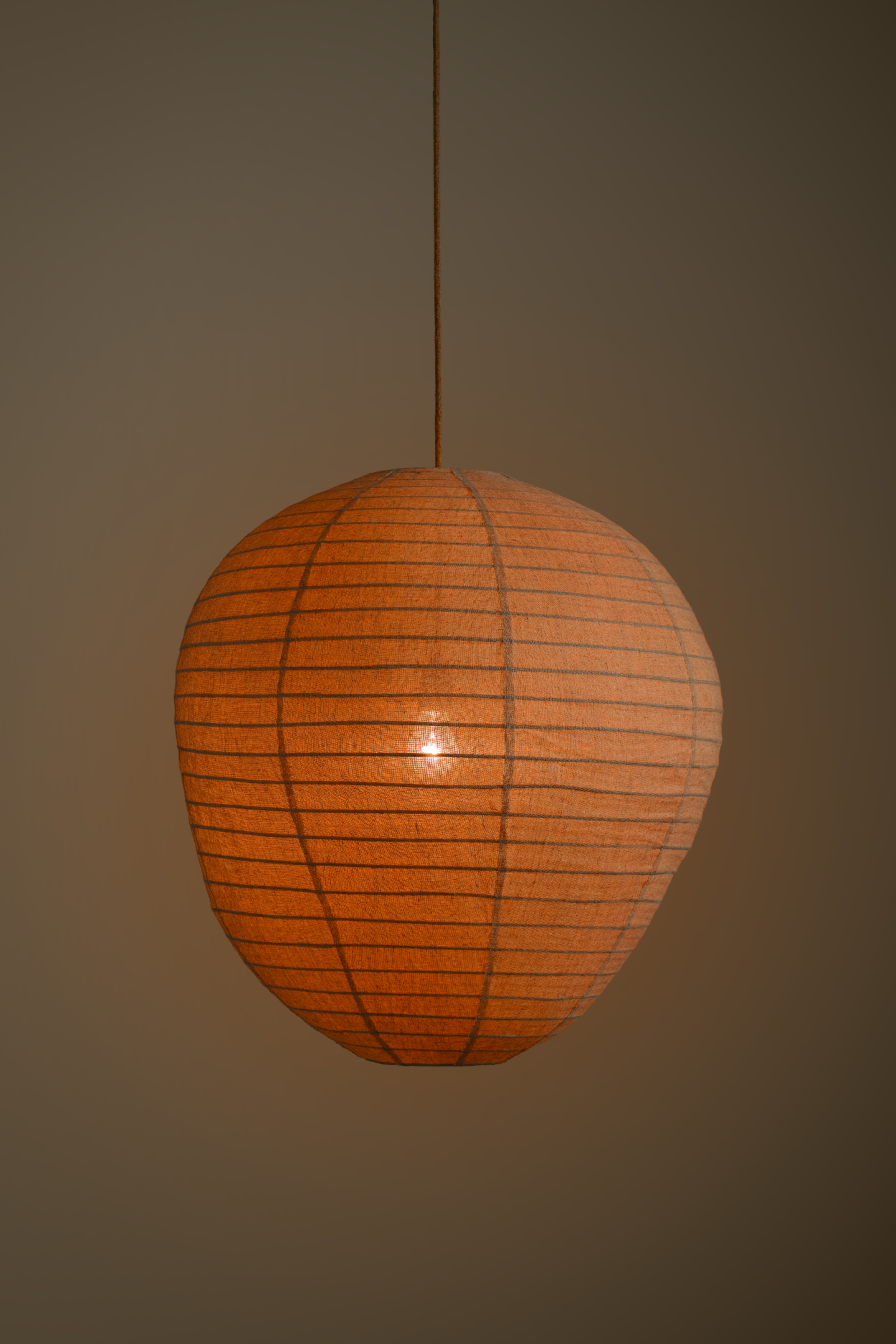 Embla linen shade