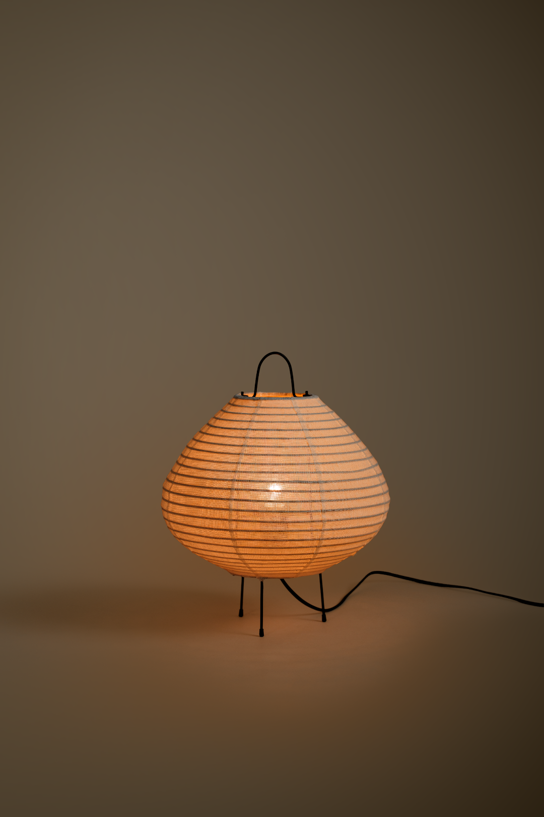 FRANK Linen Table Lamp