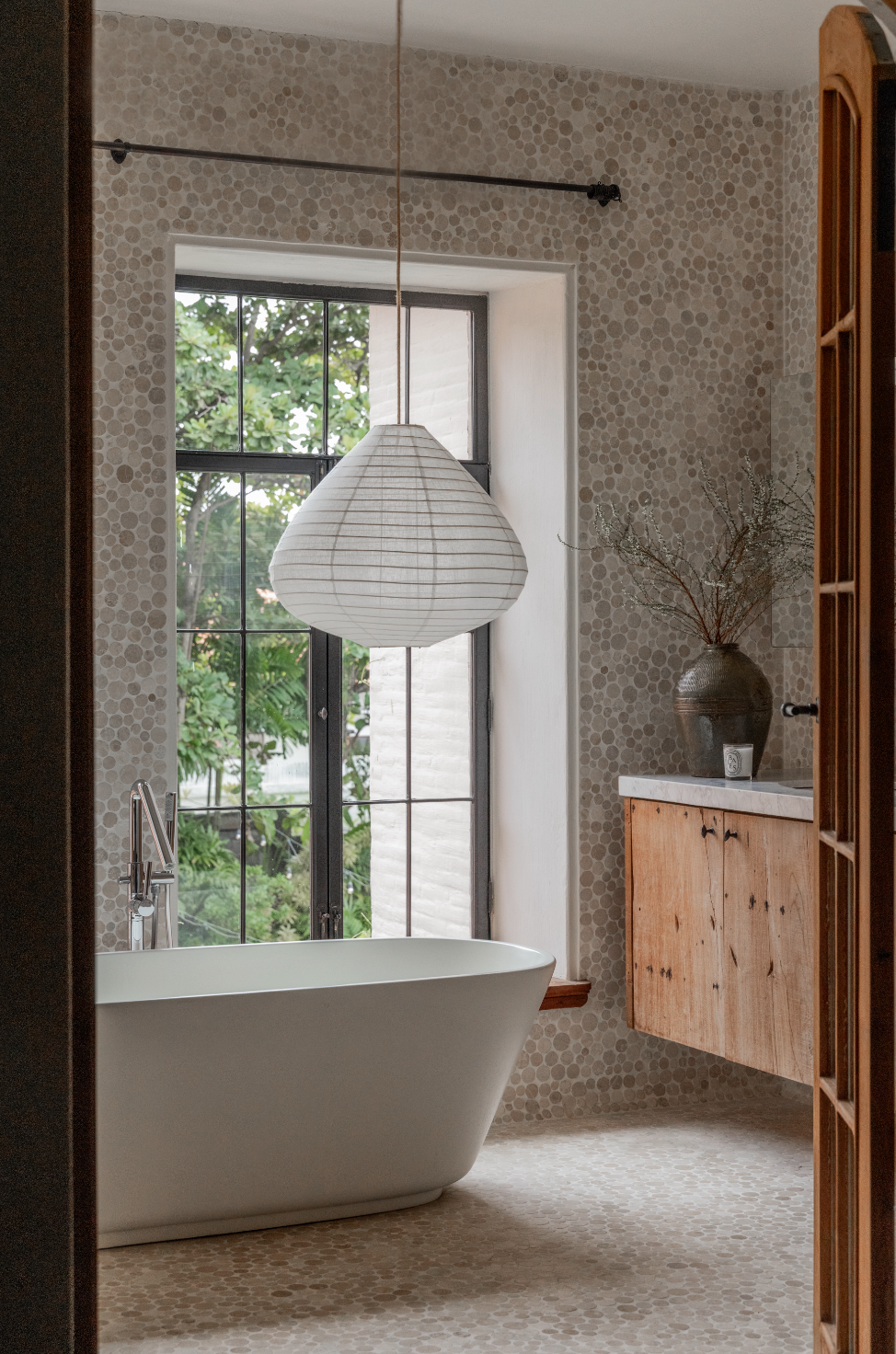 Louis Linen Shade